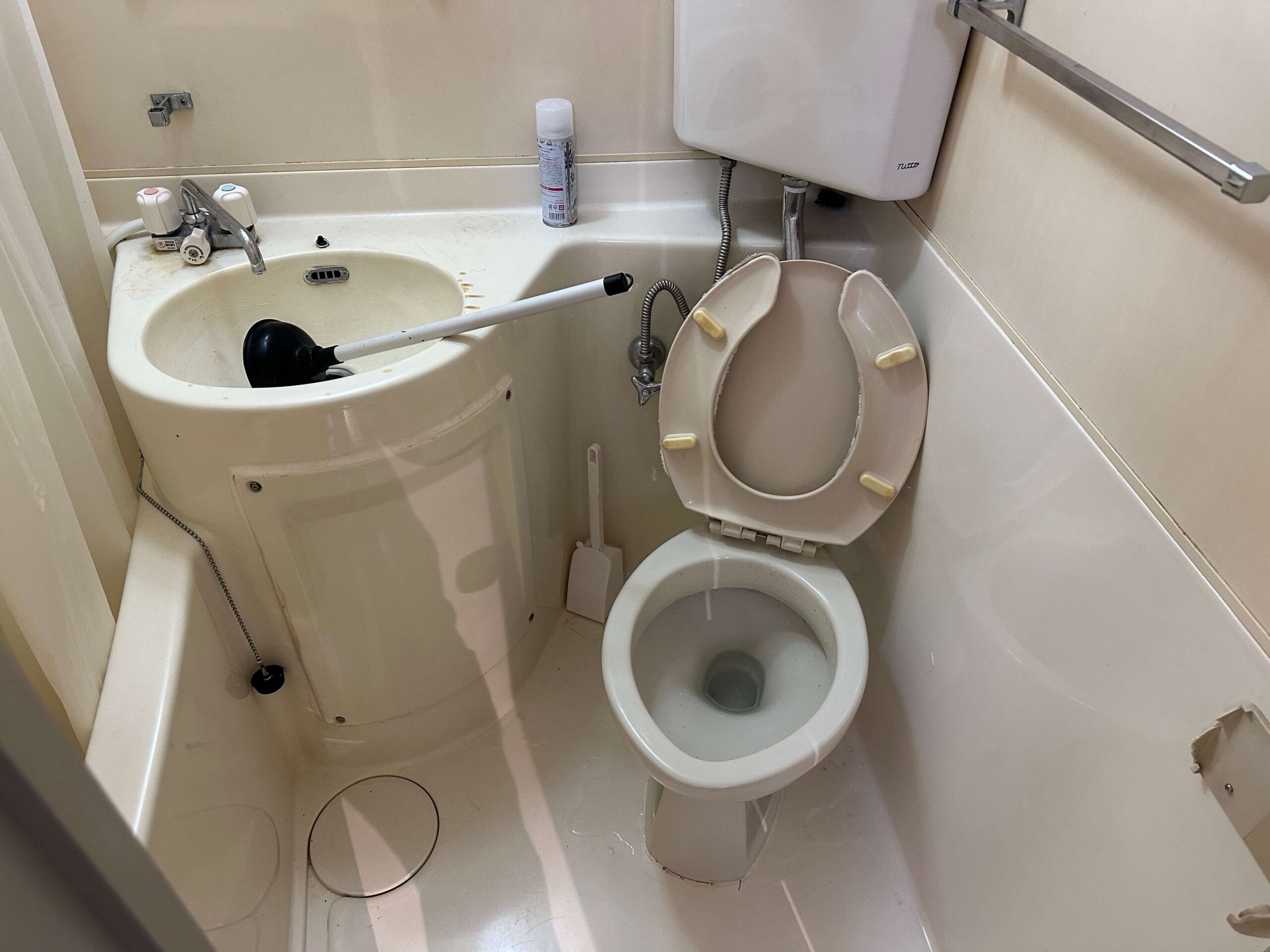 大阪市中央区トイレつまり修理