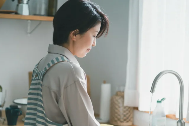 賃貸の水漏れが経年劣化のとき修理費を負担するのは誰?