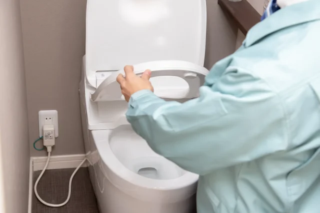 トイレのつまりで業者に配管洗浄を頼むべきなのはどんなとき?